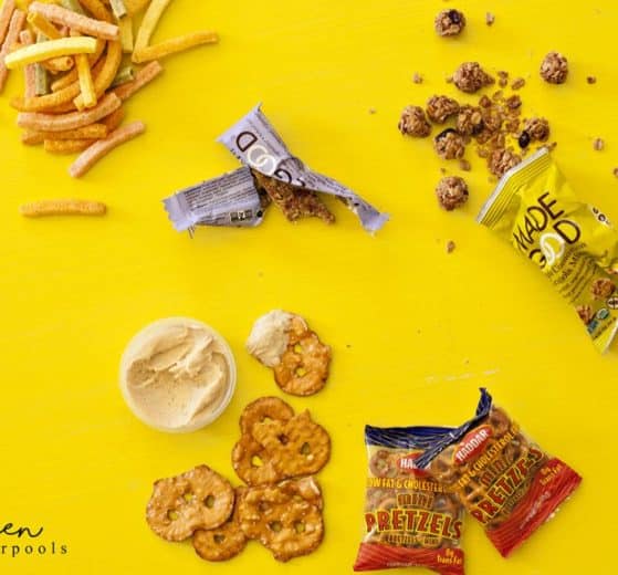 Healthy Snacks for Kids. Kosher snacks because I despise chips. My kids don’t want snack bags from the health food aisle. Can we find common ground?