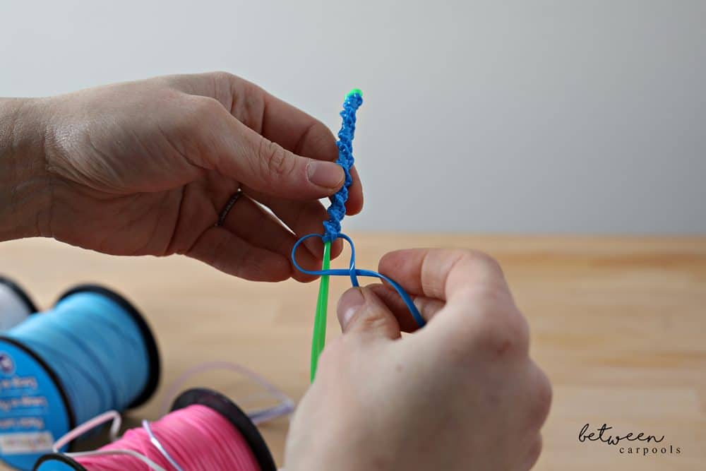 Bring Back the 90s with a Party Lanyard Station! The lanyard craft we loved as kids will keep older kids busy at your Chanukah party