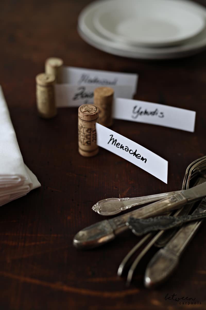 5 Creative and Easy Place Card Ideas for Your Chanukah Party [deck:] Make guests feel special (while making your table look amazing too!) By Renee Muller for Betweencarpools.com