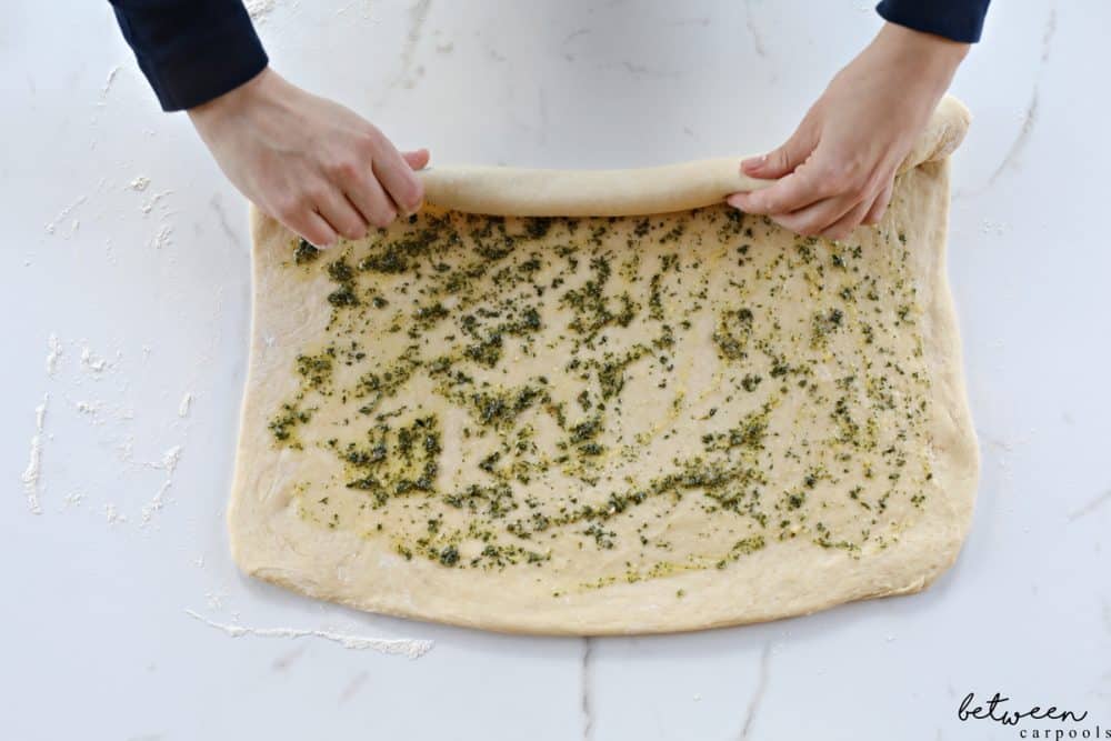 Yep. If you’re making challah, I bet you’re going to make this garlic challah recipe too. Were we right?