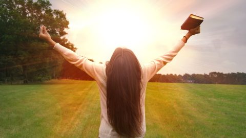 How Rebbetzin Kolodetsky Inspired Me to Daven Shacharis Every Day—Even on Purim Morning. Don’t have time in the morning? Here’s how tefilah can save time...not take time