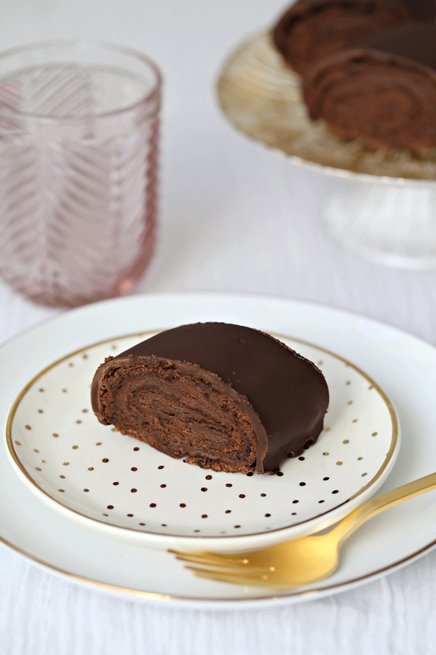 Store Bought Look; Home Baked Taste: Get the Secrets to a Professional Roll Cake from Pastry Chef Margie Gross. Keep this pesach cake in the freezer