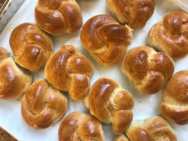 116 Calorie Challah. Diet Challah indinvidual serving size.