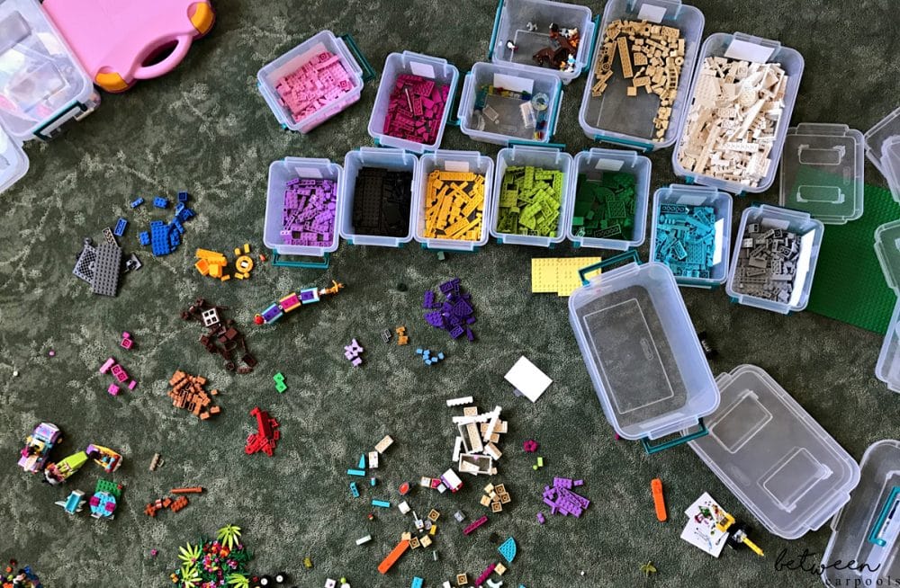 How to organize your Legos. Drowning in Legos? Organize and Make ‘Em Fun Again. Are your kids frustrated by that large bucket of Legos? Do they find it hard to find the pieces they need? Color-coordinate and the classic toy will be their favorite again.