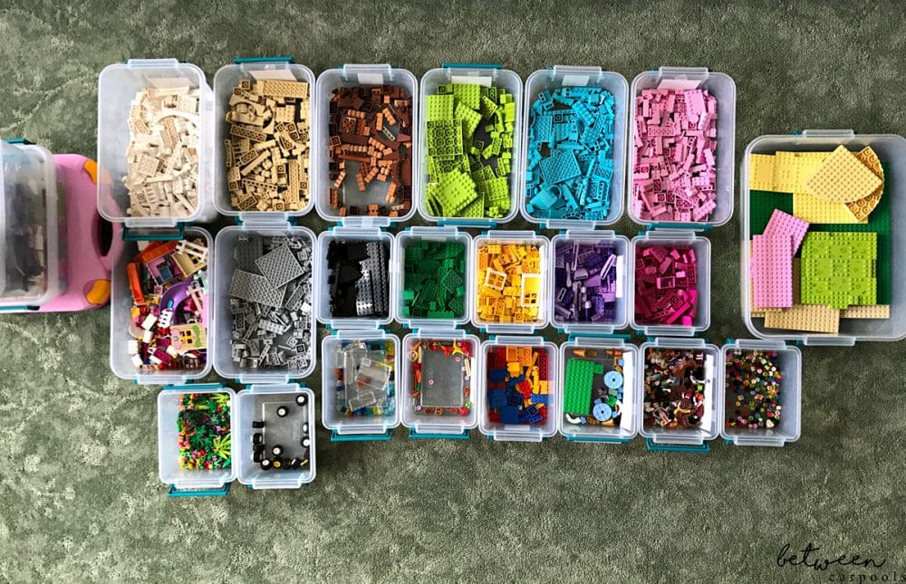 How to organize your Legos. Drowning in Legos? Organize and Make ‘Em Fun Again. Are your kids frustrated by that large bucket of Legos? Do they find it hard to find the pieces they need? Color-coordinate and the classic toy will be their favorite again.