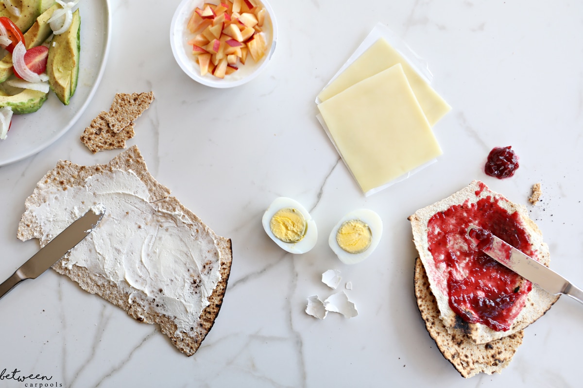 So, we’ve prepared an easy snacks for Pesach list or light meals that require no prep (or just a little prep) on your part to which your kids can help themselves.