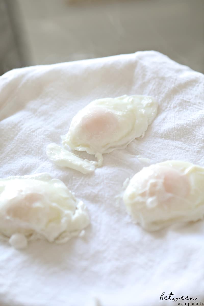 how to poach an egg