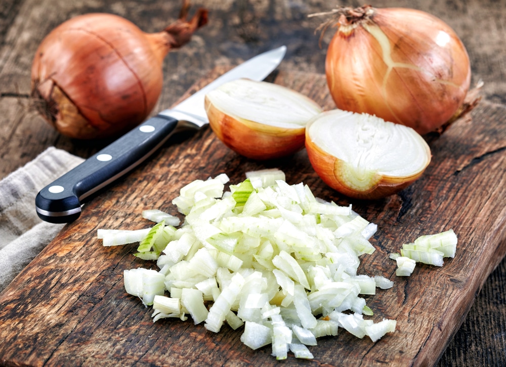 The Easiest No-Pot Way to Saute Lots and Lots of Onions. Want lots of golden onions and not a pot to clean? You can caramelize them in the oven. 