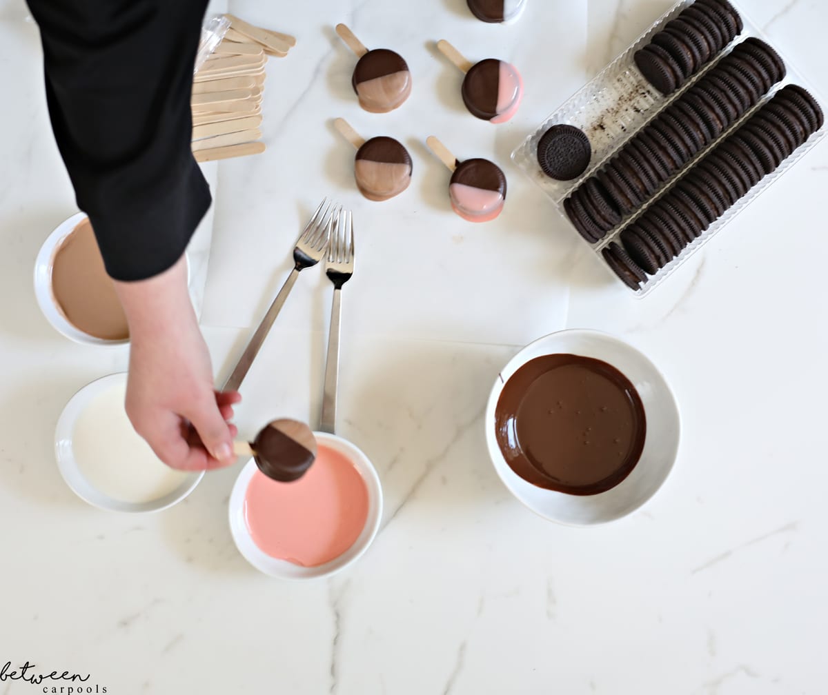 sandwich cookie pops