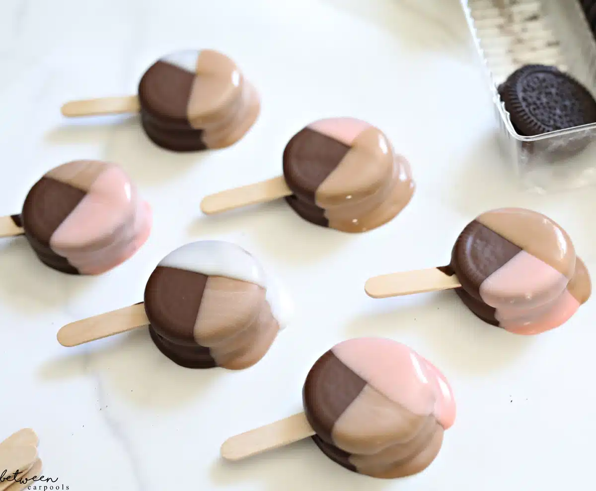 sandwich cookie pops