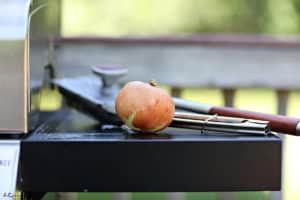 how to clean a grill