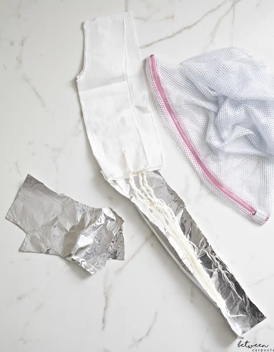 How to wash tzitzis