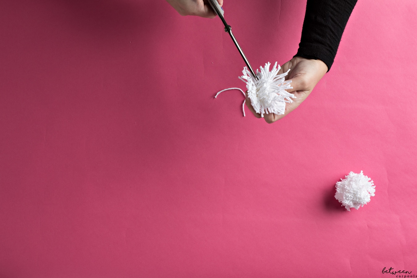 How to Make Your Own Pom Poms Between Carpools