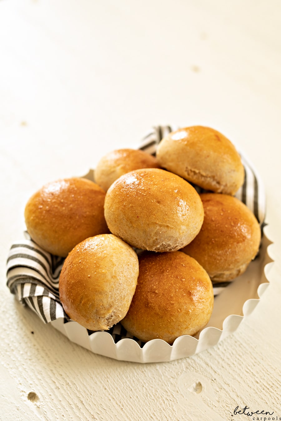 These Whole-Wheat Rolls Are a Cinch to Make (Bonus: Your Kids Will Love Them) These rolls are so easy to prepare, can be made with whichever flour you want and are loved by kids! What more can you ask for?