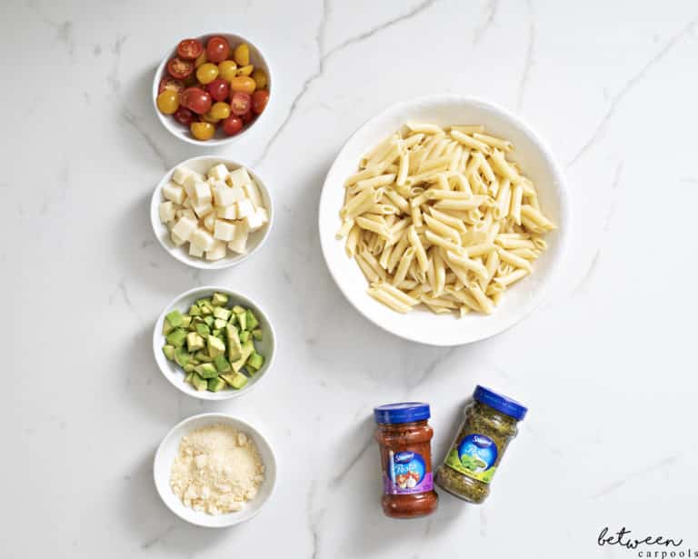 CrowdPleasing Pesto Mozzarella Pasta Between Carpools