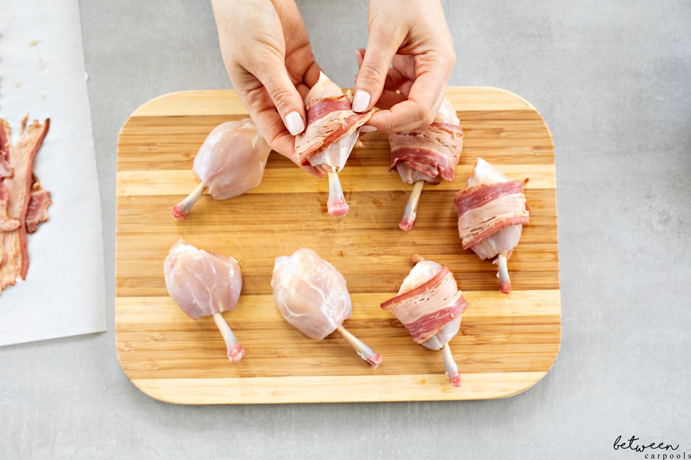 These Facon-Wrapped Chicken Drumsticks are Just Gorgeous. They’re the perfect way to start your Yom Tov meal - and of course these chicken drumsticks with maple syrup are delicious too! 