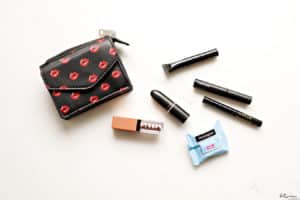 Mini Makeup Picks for When You’re on the Move. Do you need mini versions of your favorite makeup staples to keep in your purse? These are my favorites that come in mini sizes.