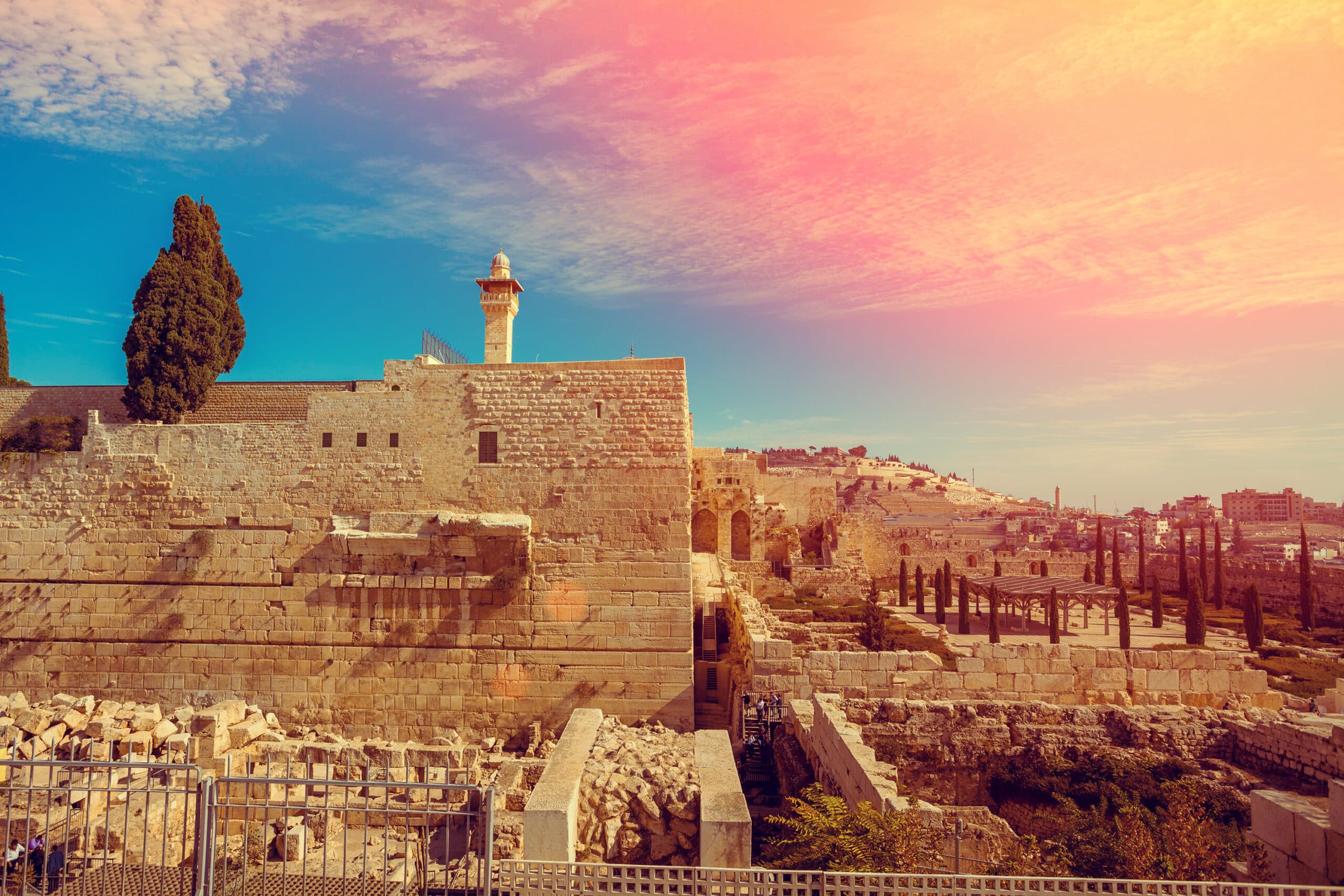 How to Vacation in Israel for Less Save money on transportation, accommodations, food, and more and make your Israel trip affordable.