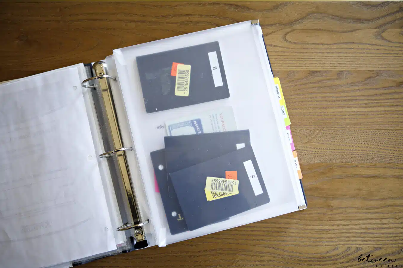 file binder for papers and documents