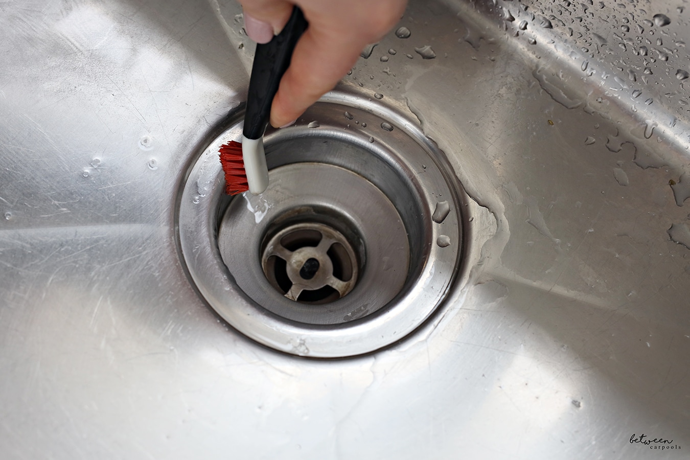 Products to Keep Your Kitchen Sink Clean