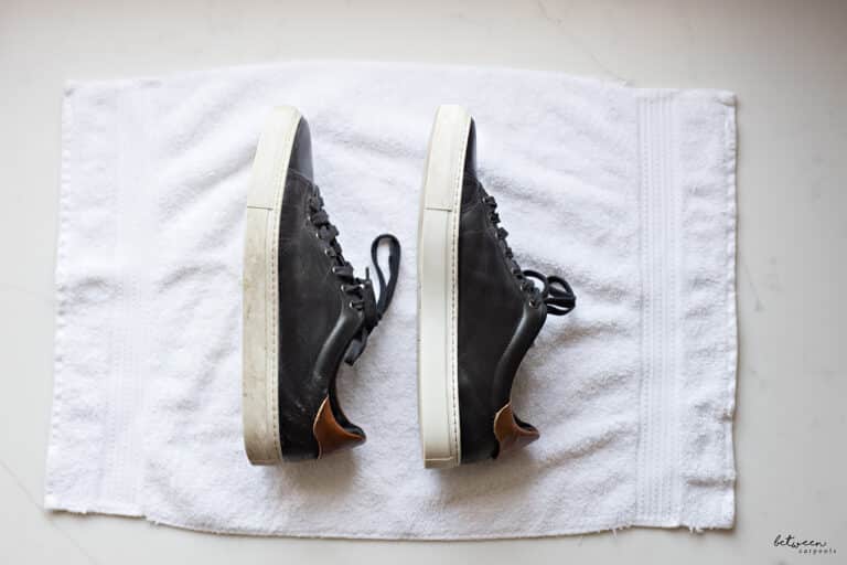 The Best Way to Clean The White Soles of Your Shoes Between Carpools