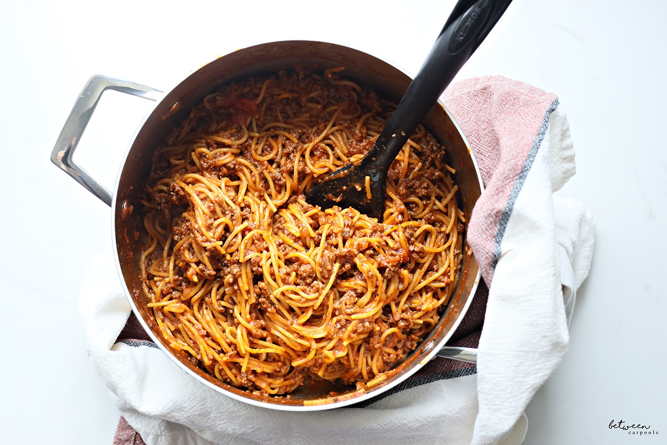 Final spaghetti and meat sauce in one pot.