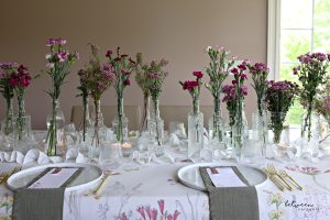 Set An Inviting Shavuos Table with a Soft Farmhouse Feel