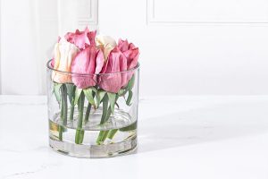 The Florals That Beautify Your Yom Tov Table, and Stay Long After